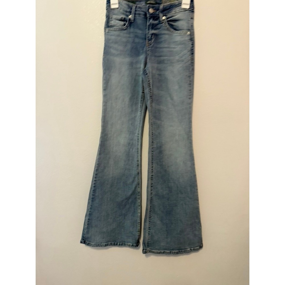 Wild Fable Womens Mid-Rise Flare Jeans Light Wash High Stretch Blue 00/32 Inseam